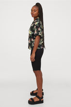 Load image into Gallery viewer, Chemise à col cubain
