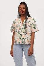 Load image into Gallery viewer, Chemise à col cubain
